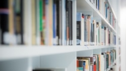 Tatarstan -- books, modern library, undated